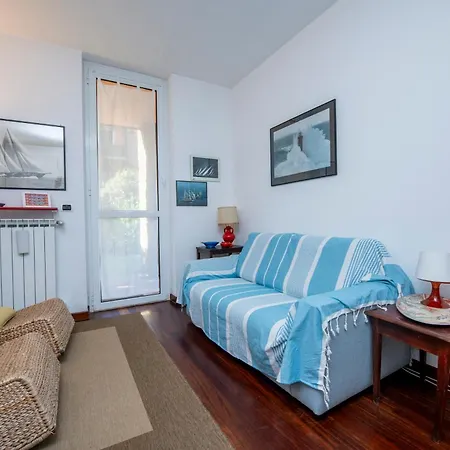 Apartman 274- Casa Delle Due Baie, 10 Minuti A Piedi Dalla Baia Del Silenzio E Dal Centro Storico *
