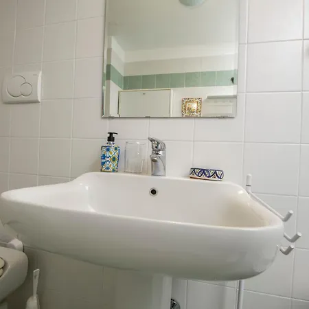 شقة 274- Casa Delle Due Baie, 10 Minuti A Piedi Dalla Baia Del Silenzio E Dal Centro Storico